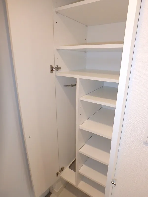 KDX Residence Oshima - Interior - ["Wood", "Flooring", "Floor"]