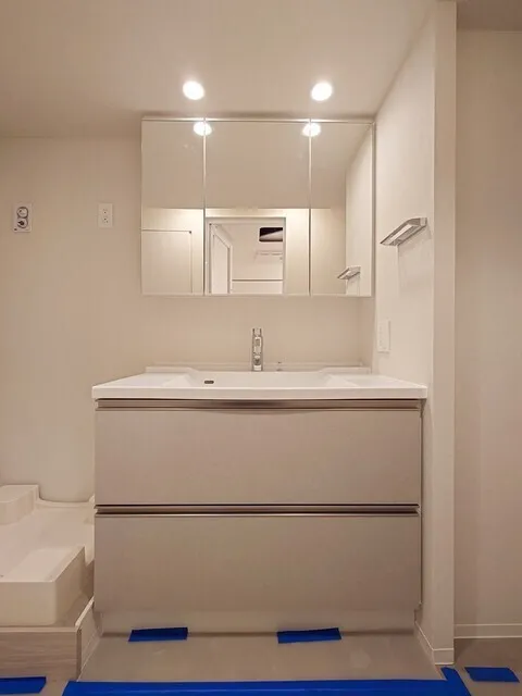 Brookside Residence Kiba - Interior - ["Flooring", "Floor", "Wood"]