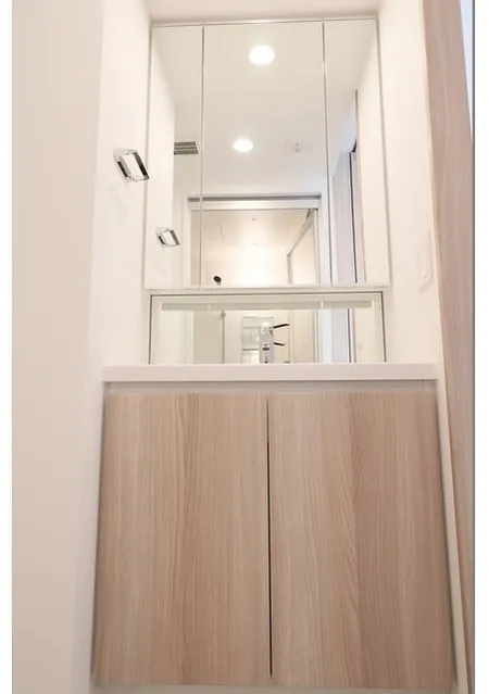 ORME COURT YOTSUYA - Interior - ["Wood", "Flooring", "Interior design"]