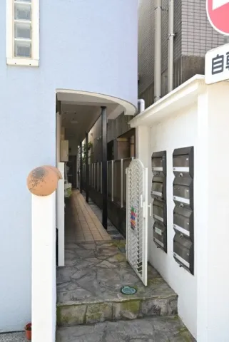 Amuse Saginomiya - Exterior - ["Wall", "Door", "Composite material"]