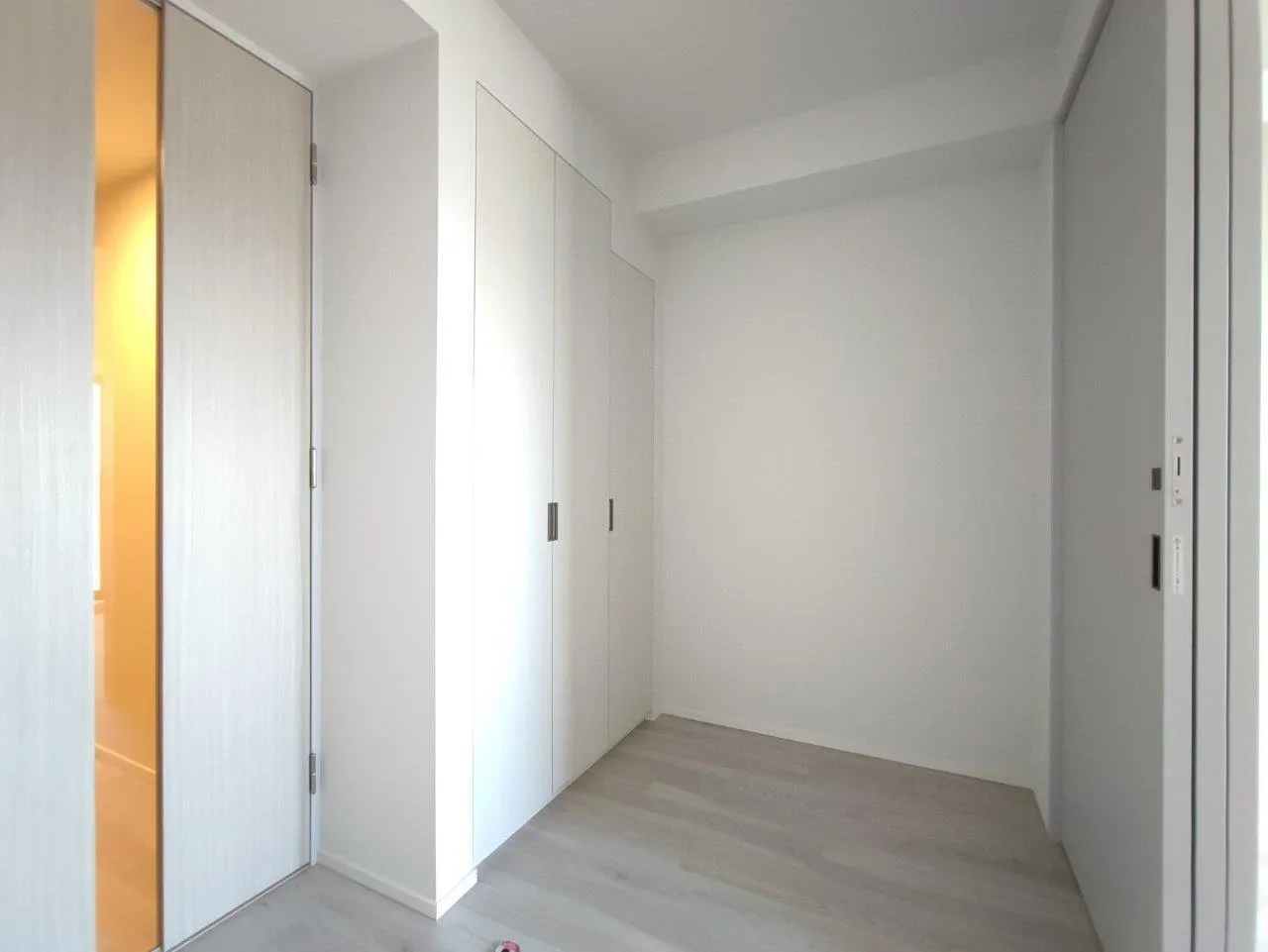Cross Residence Takadanobaba - Interior - ["Flooring", "Wall", "Wood"]