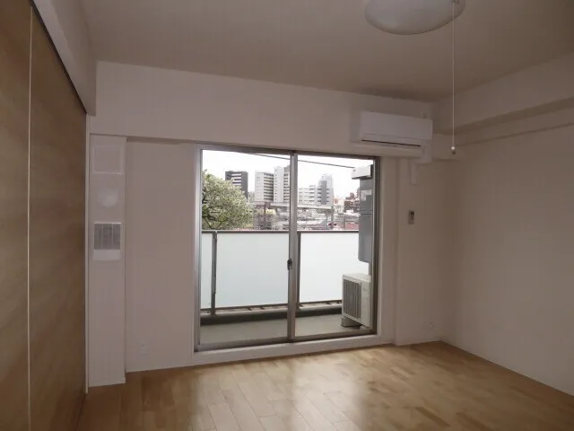 BLESS Kamiikebukuro - Interior - ["Flooring", "Floor", "Apartment"]
