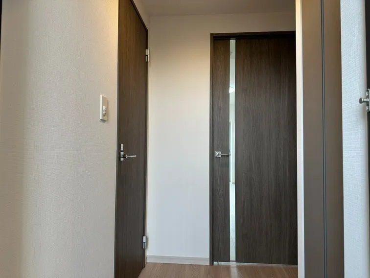 Season Flats Takinogawa - Interior - ["Wood", "Door", "Flooring"]