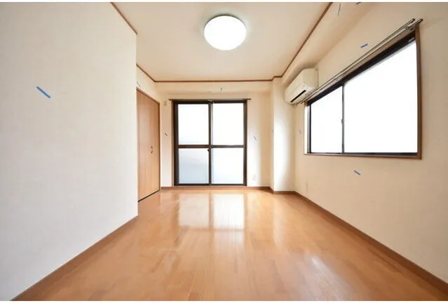 No. 6 Hokushin Building - Interior - ["Flooring", "Floor", "Wood"]