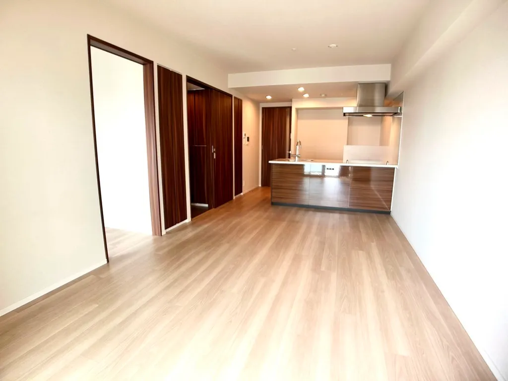 Itabashi Honmachi Station Residence - Interior - ["Fixture", "Wood", "Interior design"]