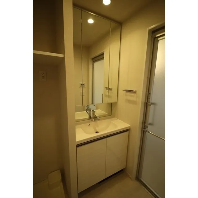 Comforia Shin-Nakano - Interior - ["Property", "Room", "Bathroom"]