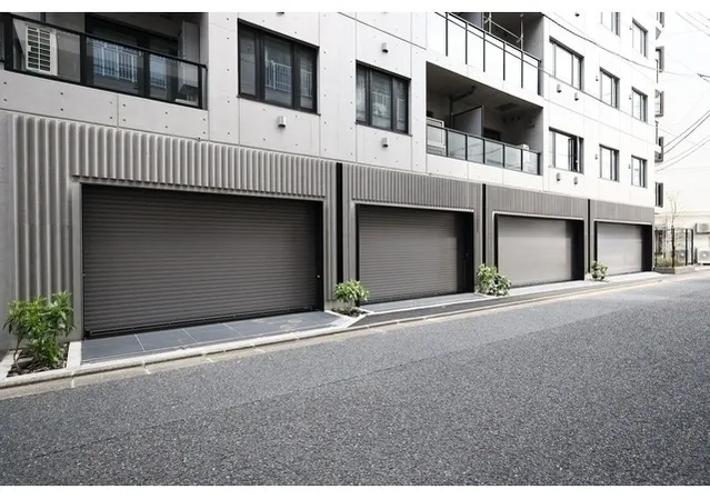 LUMIEC CHITOSE FUNABASHI - Exterior - ["Garage door", "Garage"]