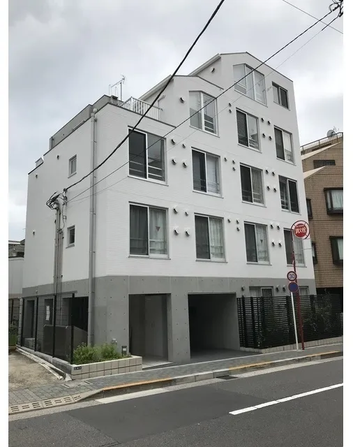 CARITAS Fudomae - Exterior - ["Urban design", "Apartment", "Overhead power line"]