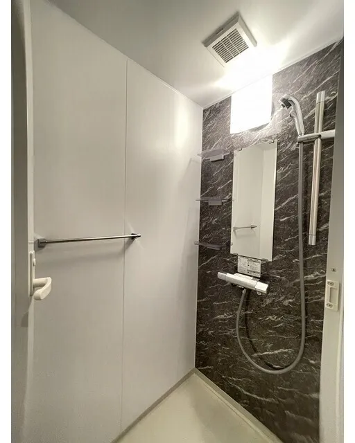 Season Flats Omorinishi - Interior - ["Plumbing fixture", "Flooring", "Floor"]