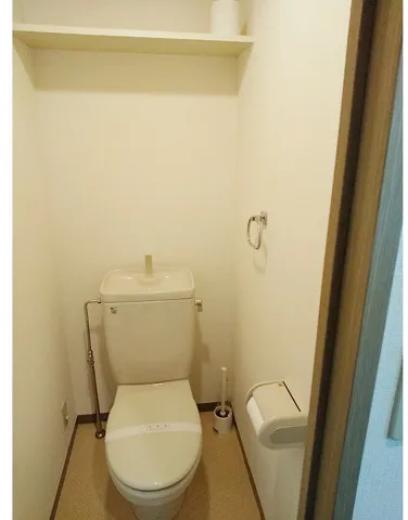 Maison De Ville Shinagawa - Interior - ["Toilet seat", "Toilet", "Bathroom"]