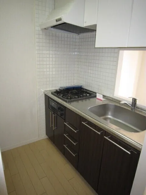 TK Flats Shibuya - Interior - ["Cabinetry", "Sink", "Countertop"]