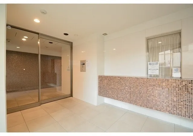 Comforia Asakusabashi DEUX - Exterior - ["Property", "Ceiling", "Room"]