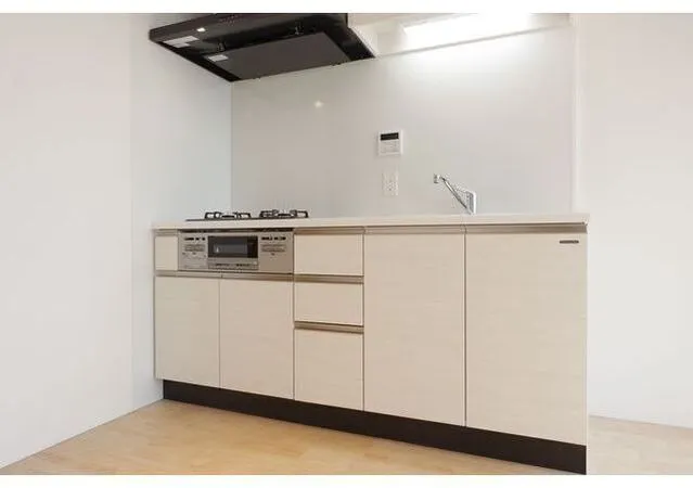 Comforia Honkomagome 1-Chome - Interior - ["Flooring", "Wood", "Floor"]