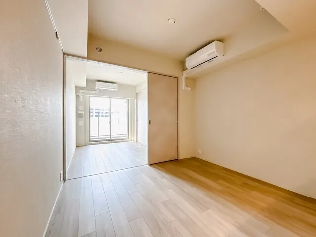 Royal Parks Ariake - Interior - ["Flooring", "Floor", "Ceiling"]