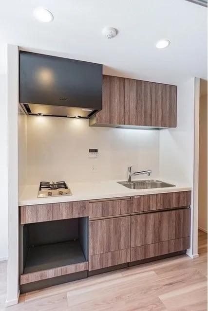 LaSante Bunkyo Sendagi - Interior - ["Cabinetry", "Tap", "Countertop"]
