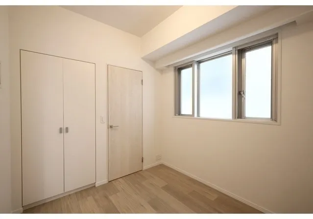 Laxrass Mejiro - Interior - ["Flooring", "Floor", "Wood flooring"]