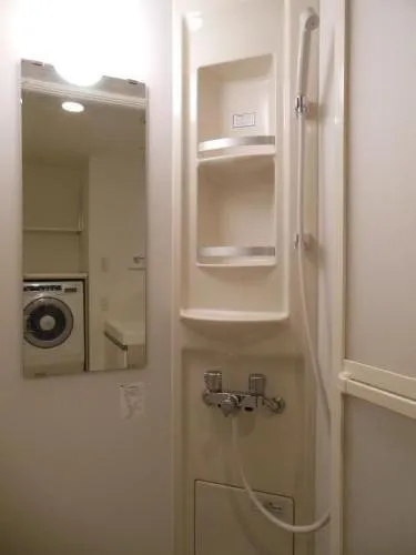 Castalia Nakameguro - Interior - ["Fixture", "Bathroom", "Handle"]