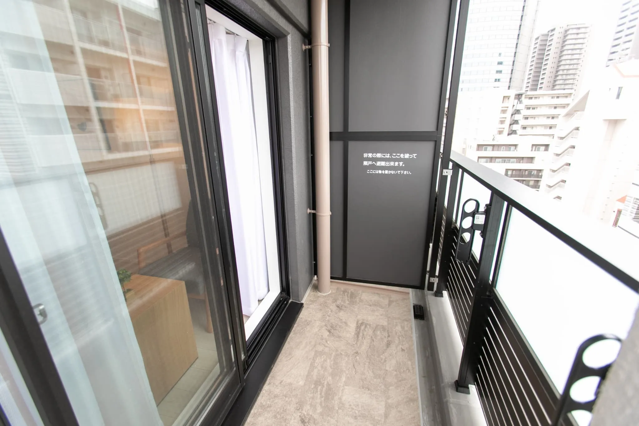 Hmlet Temma doshin - Interior - ["Apartment", "Glass", "Condominium"]