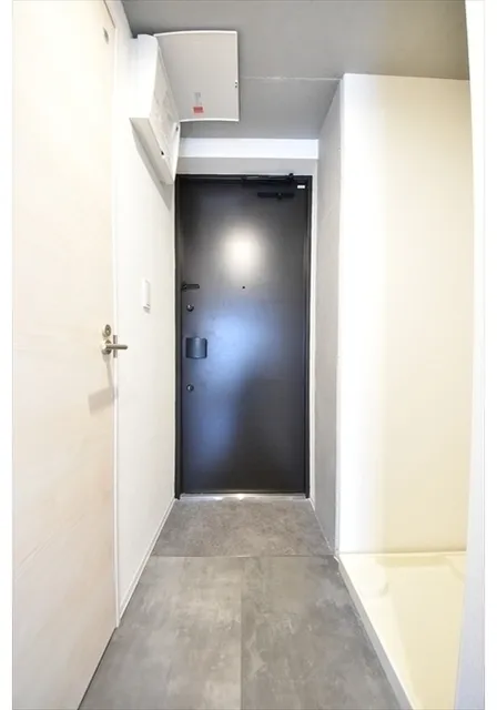 Across Avenue Minami-Nagasaki - Interior - ["Flooring", "Wall", "Floor"]