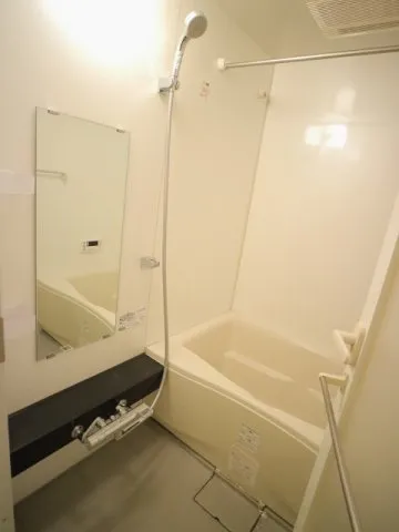 Prime Urban Toyosu - Interior - ["Flooring", "Plumbing fixture", "Floor"]
