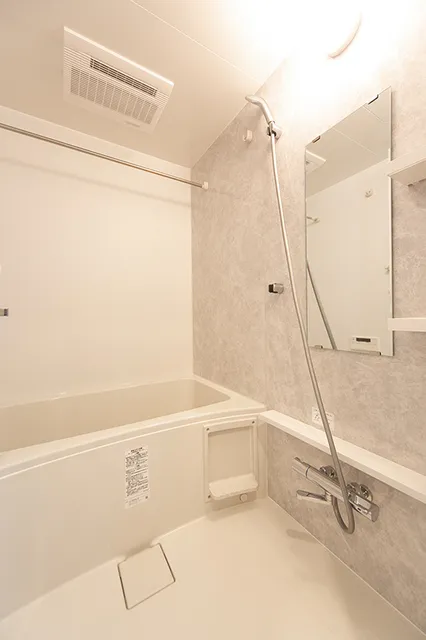 Maison De Takaya - Interior - ["Flooring", "Floor", "Plumbing fixture"]