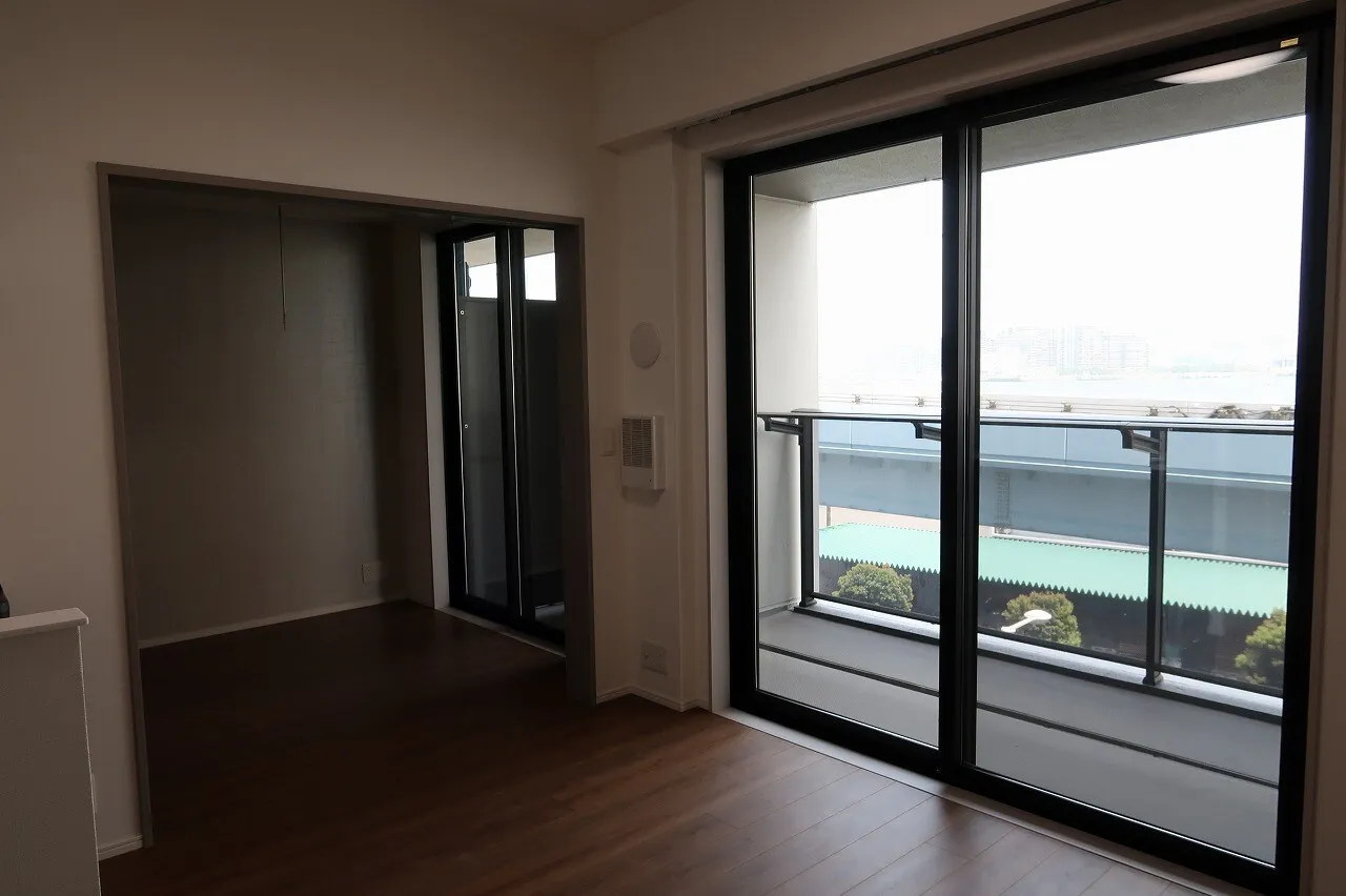 Laurel Tower Renai Hamamatsucho - Interior - ["Building", "Property", "Window"]