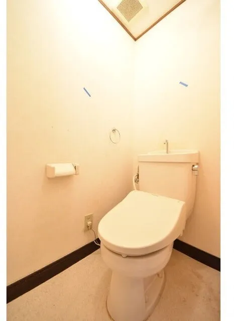 No. 6 Hokushin Building - Interior - ["Toilet seat", "Toilet", "Bathroom"]