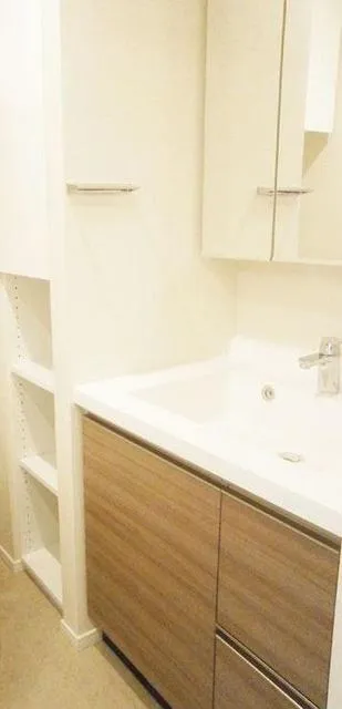 Park Axis Kikugawa - Interior - ["Property", "Sink", "Plumbing fixture"]