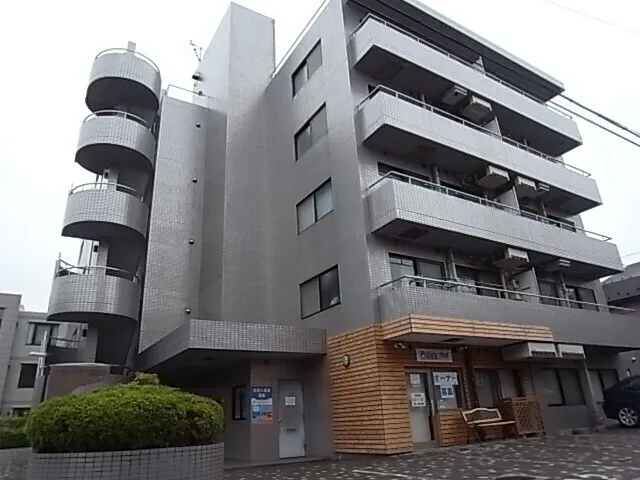 Grand Place Nishimejiro - Exterior - ["Apartment", "Condominium", "Balcony"]
