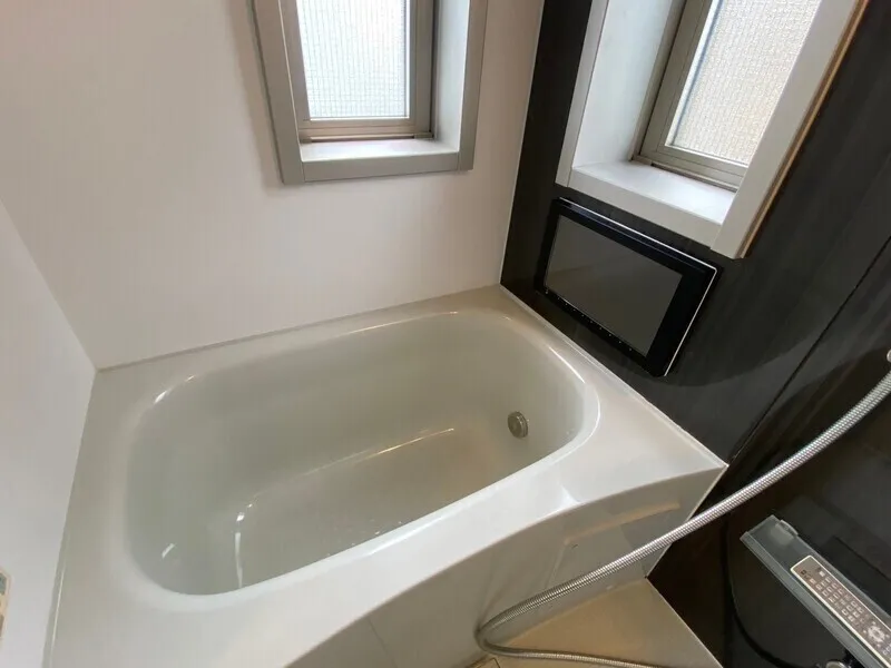 Park Premier Monzen-Nakacho - Interior - ["Bathroom", "Plumbing fixture", "Bathtub"]