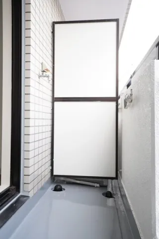 White Castle Kamisaginomiya - Interior - ["Interior design", "Composite material", "Bathroom"]