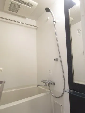 PROUD FLAT Ogikubo II - Interior - ["Shower head", "Plumbing fixture", "Property"]