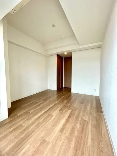 Residia Minamishinagawa II - Interior - ["Flooring", "Floor", "Wood flooring"]