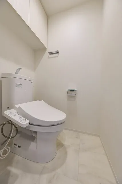 Prime Bliss Shinagawa Hatanodai - Interior - ["Plumbing fixture", "Flooring", "Floor"]