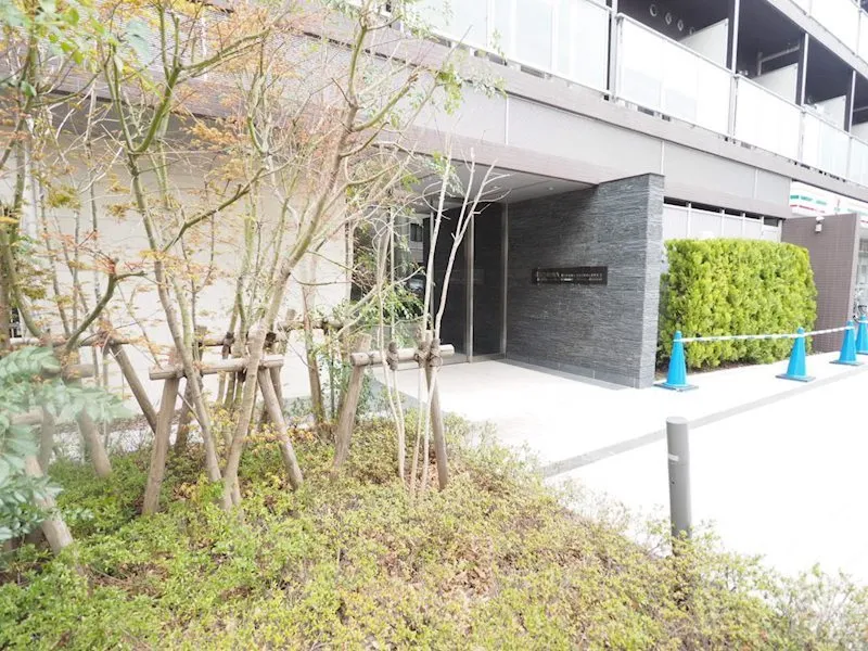 Residia Minamishinagawa II - Exterior - ["Plant", "Property", "Leaf"]