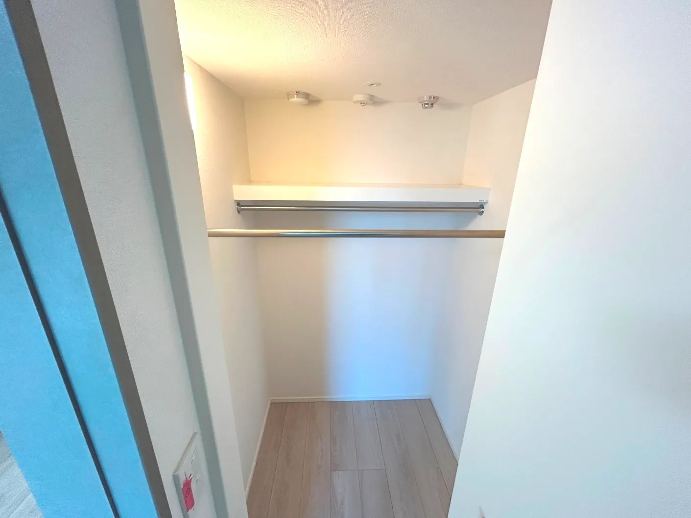 Lefon Livent Ikebukuro - Interior - ["Wood", "Flooring", "Floor"]