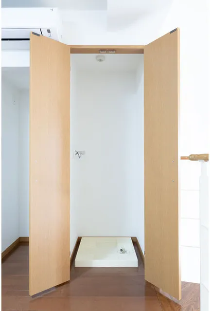 Residence Charmant Tsukishima - Interior - ["Wood", "Flooring", "Floor"]