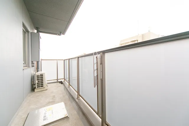 RESIDENCE Otori - Interior - ["Apartment", "Composite material", "Balcony"]