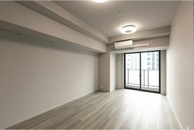 Tokyo Port City Takeshiba Residence Tower - Interior - ["Flooring", "Floor", "Ceiling"]