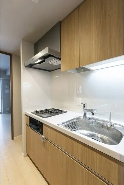 LIBR GRANT Nishi Shinjuku WEST - Interior - ["Kitchen", "Flooring", "Major appliance"]