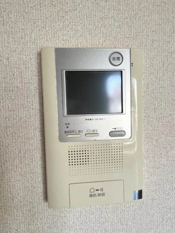 Galleria Higashi Shinjuku - Interior - ["Electronic device", "Display device", "Electronics"]