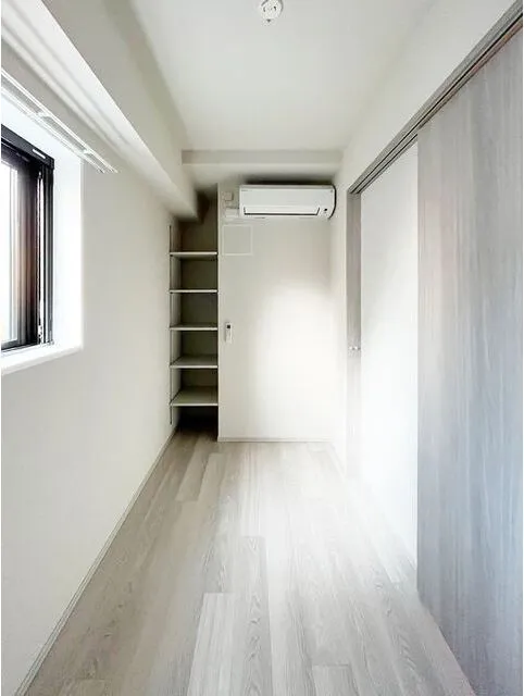 Livio Maison Higashi-Ikebukuro - Interior - ["Wood", "Flooring", "Floor"]