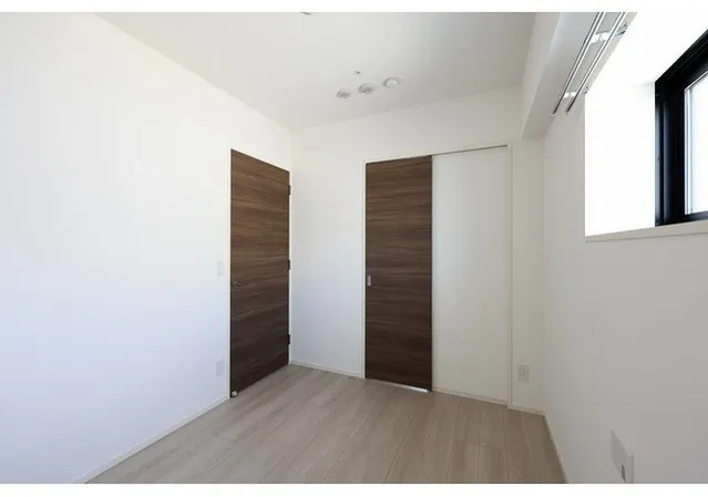 Grand Chiyoda Iwamotocho - Interior - ["Flooring", "Floor", "Wall"]