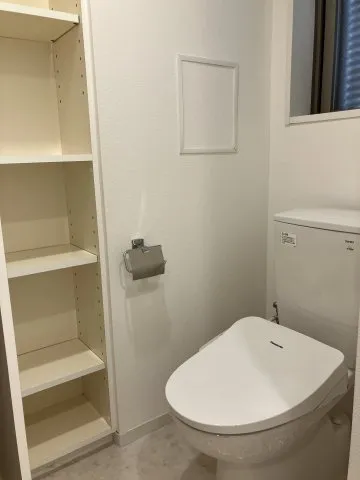 Prime Urban Shinjuku Naitomachi - Interior - ["Toilet seat", "Toilet", "Plumbing fixture"]