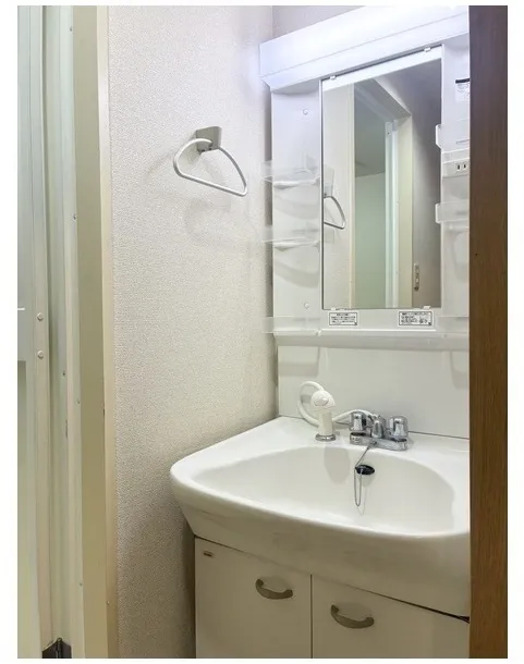 Win Garden Tokiwadai - Interior - ["Bathroom Sink", "Bathroom", "Plumbing fixture"]