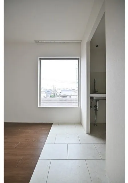 Apartment Kuro Sangenjaya - Interior - ["Flooring", "Wall", "Floor"]