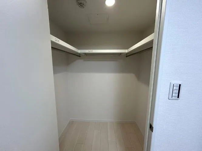 Negishi Ichibankan, Room 304
