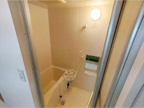 Maison De Ville Meguro - Interior - ["Flooring", "Floor", "Plumbing fixture"]