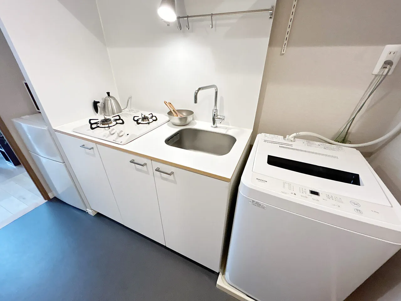 Mynavi Stay Akihabara Station - Interior - ["Flooring", "Floor", "Plumbing fixture"]
