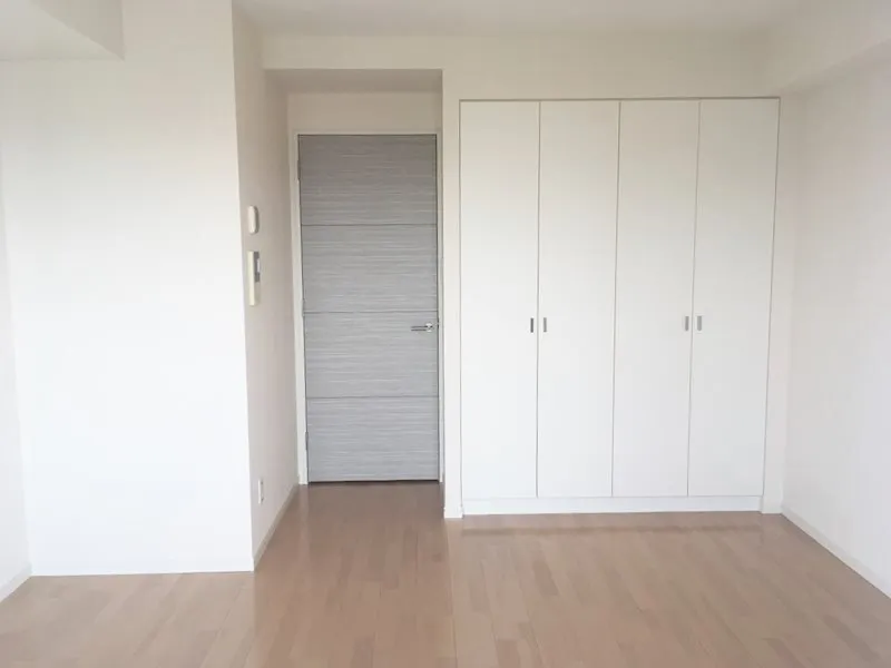 Prince Estimaison - Interior - ["Floor", "Flooring", "Wood"]